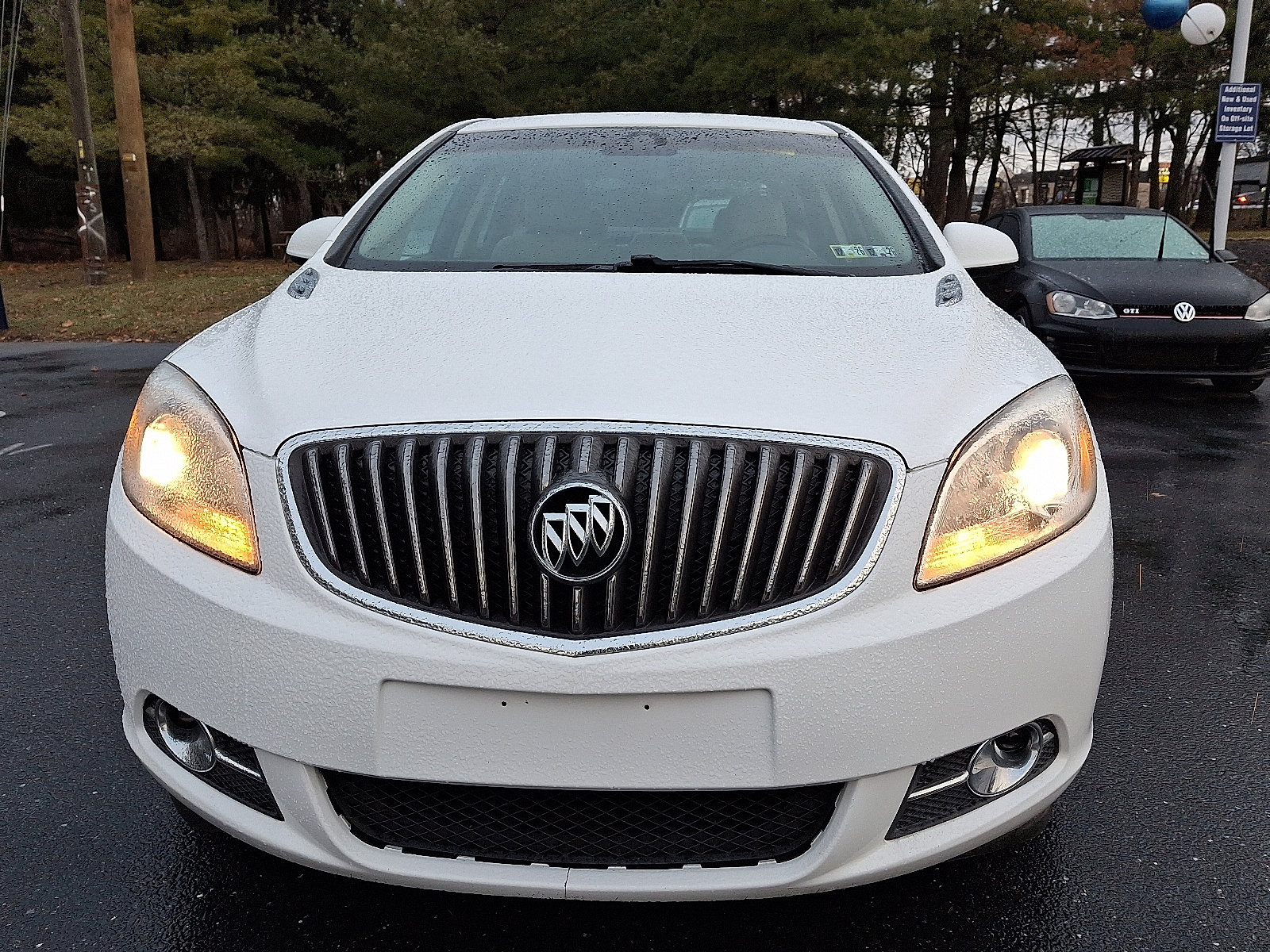 Used 2012 Buick Verano Leather image 2