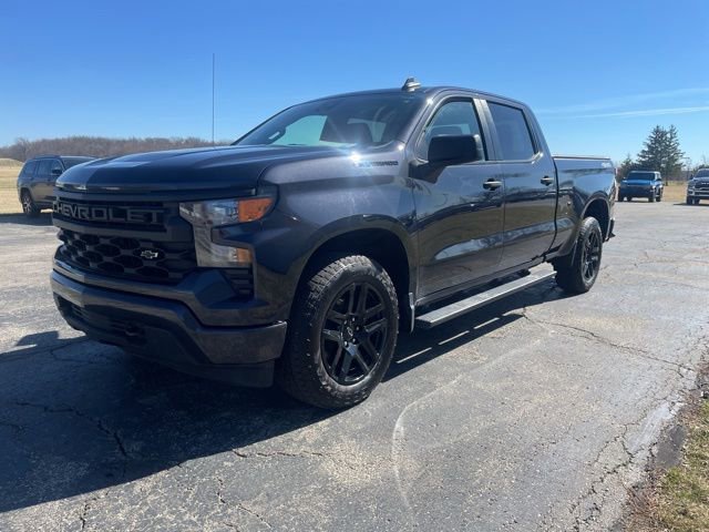 Used 2023 Chevrolet Silverado 1500 Custom w/ LPO, Dark Essentials Package image 7