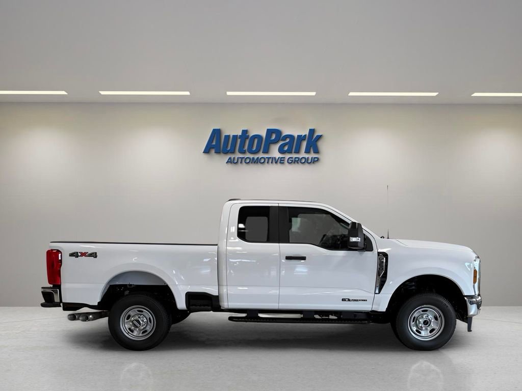 New 2026 Ford F350 XL w/ XL Chrome Package AWD/4WD image 8
