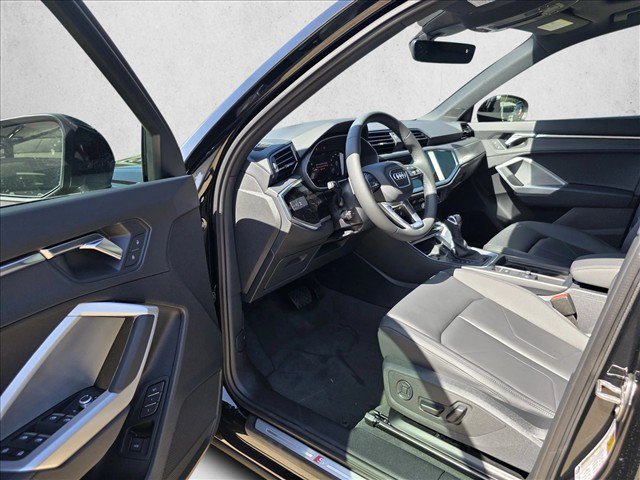 Certified 2025 Audi Q3 2.0T Premium w/ Convenience Package AWD/4WD image 14