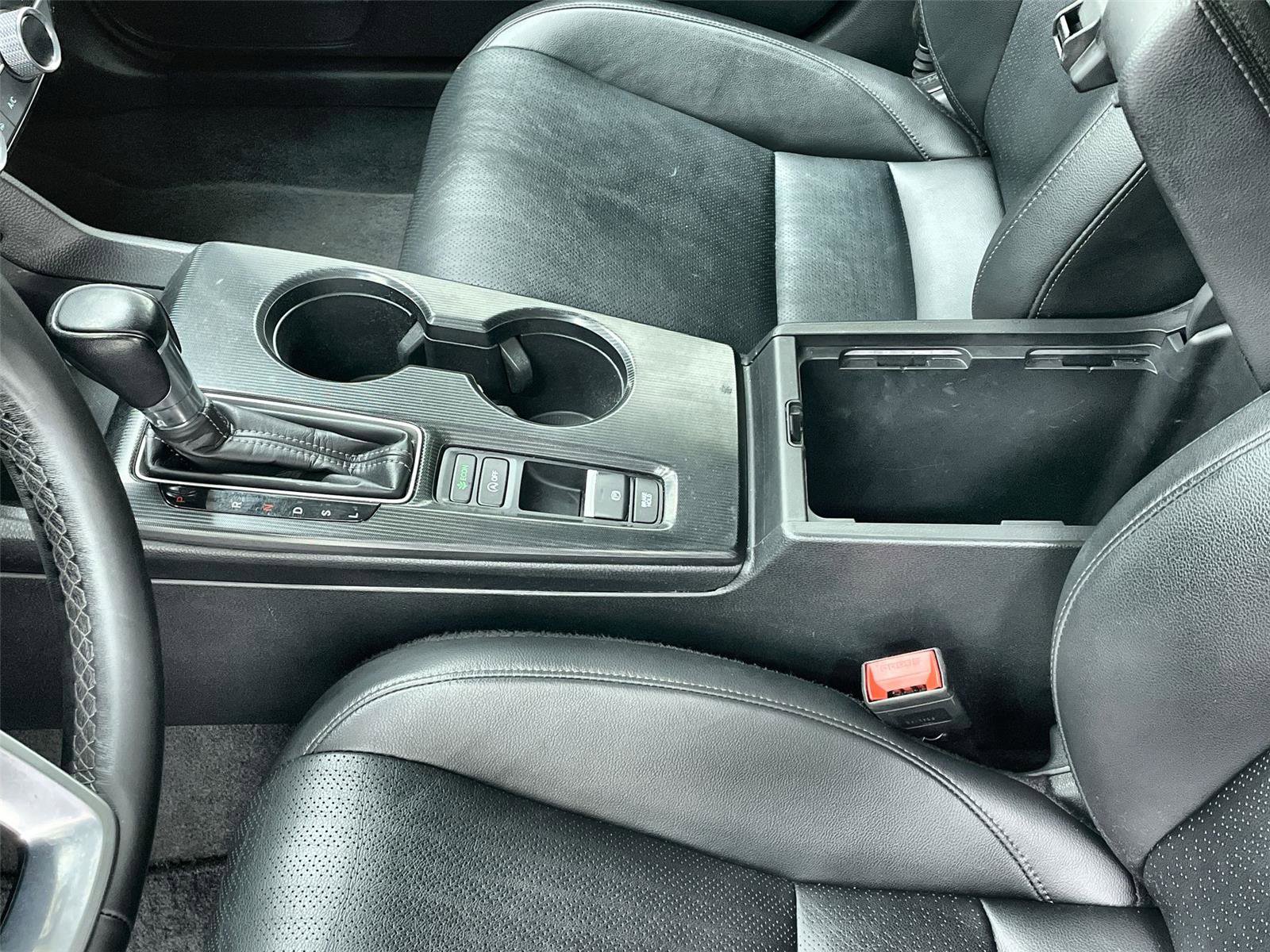 Used 2024 Honda Civic EX-L image 18