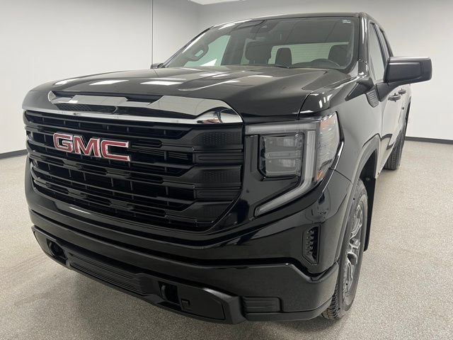 Used 2023 GMC Sierra 1500 Pro w/ Convenience Package AWD/4WD image 4