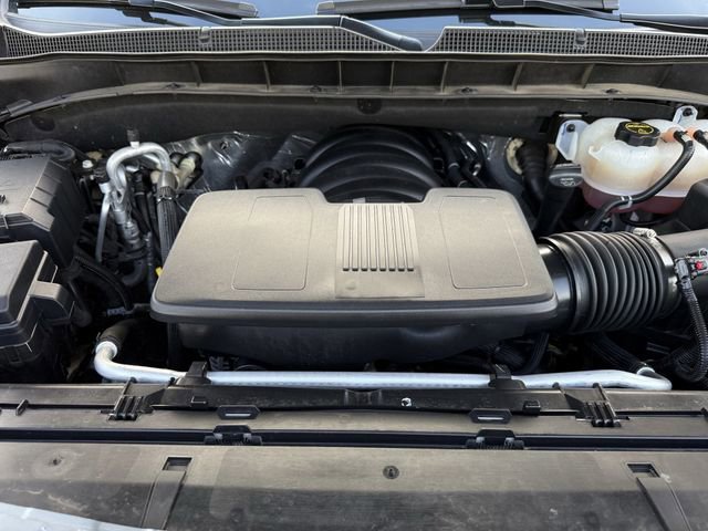 Certified 2025 Chevrolet Suburban RST image 35