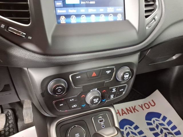 Used 2018 Jeep Compass Latitude w/ Popular Equipment Group AWD/4WD image 23