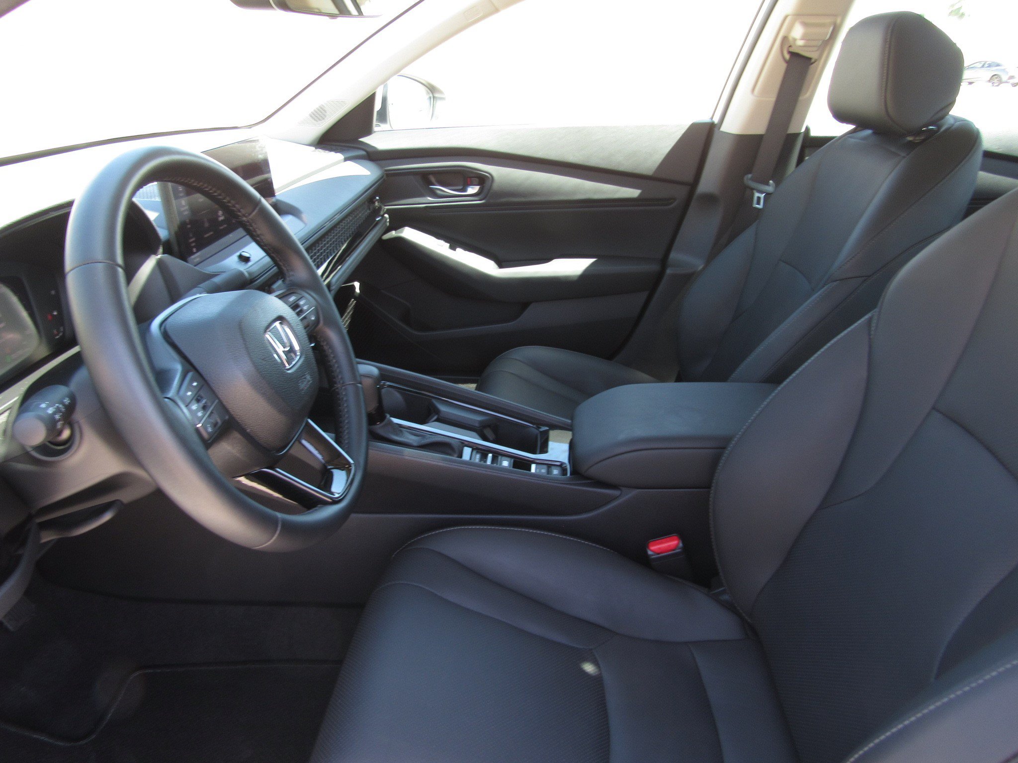 Certified 2025 Honda Accord EX-L image 14