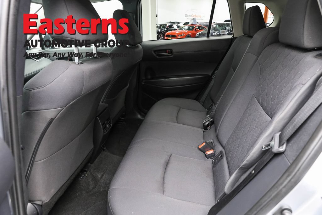 Used 2025 Toyota Corolla Cross LE FWD image 20