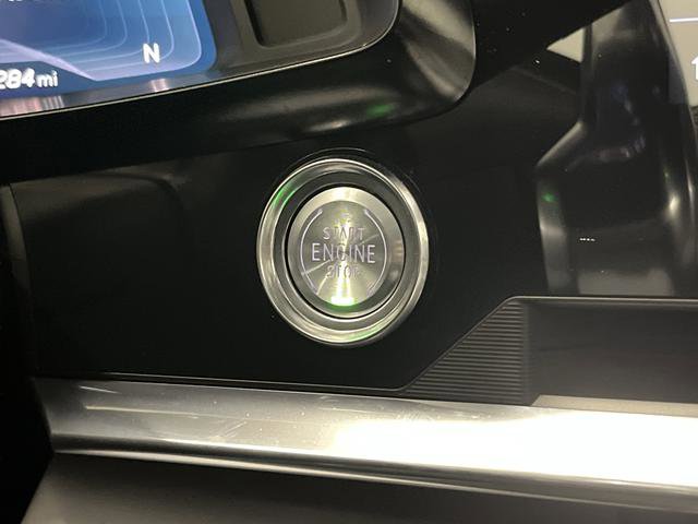 Used 2020 Chevrolet Corvette Stingray Premium Cpe w/ 3LT Preferred Equipment Group image 21