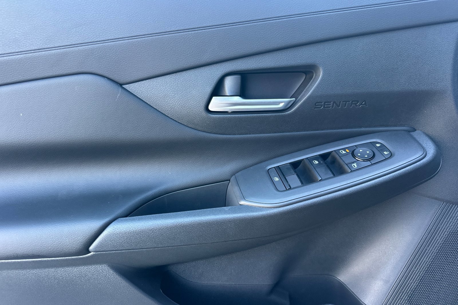 New 2027 Nissan Sentra SV FWD image 12