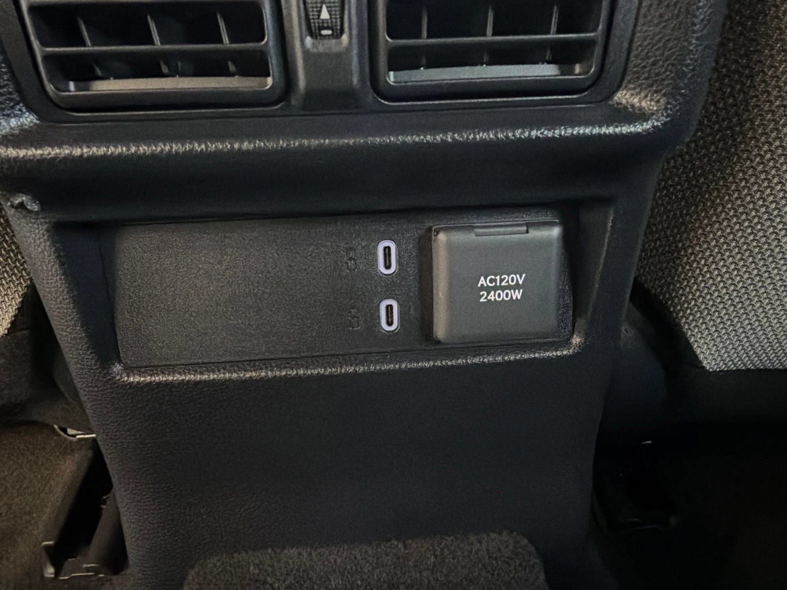 Used 2025 Toyota 4Runner TRD Off-Road AWD/4WD image 14