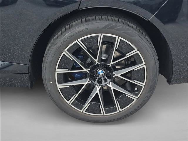 New 2027 BMW X5 xDrive40i w/ M Sport Professional Package AWD/4WD image 10