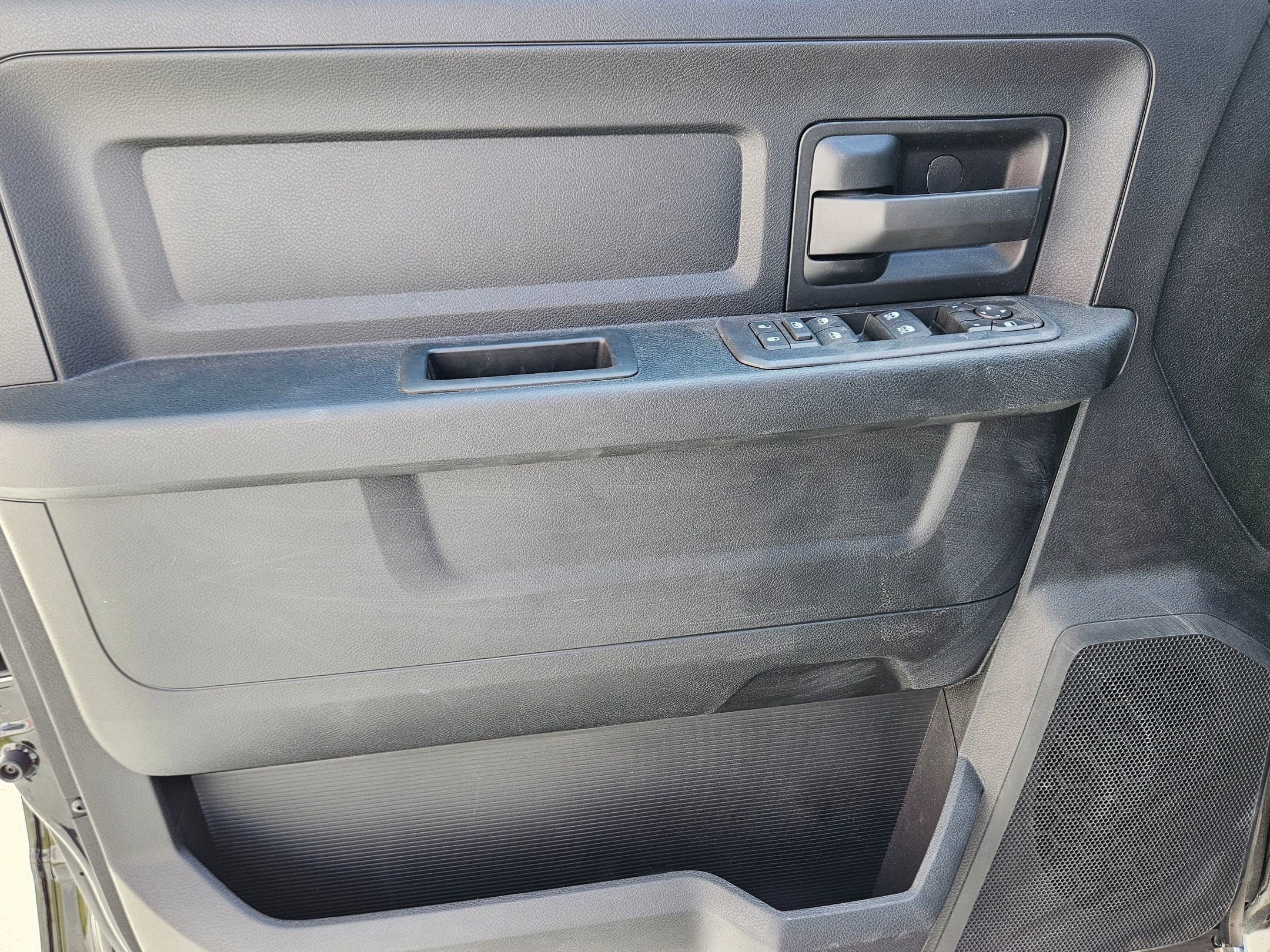 New 2026 RAM 2500 Tradesman AWD/4WD image 15