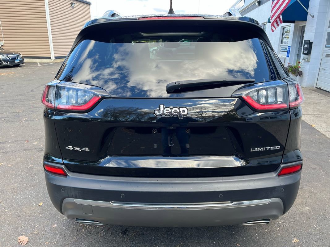 Used 2019 Jeep Cherokee Limited image 25