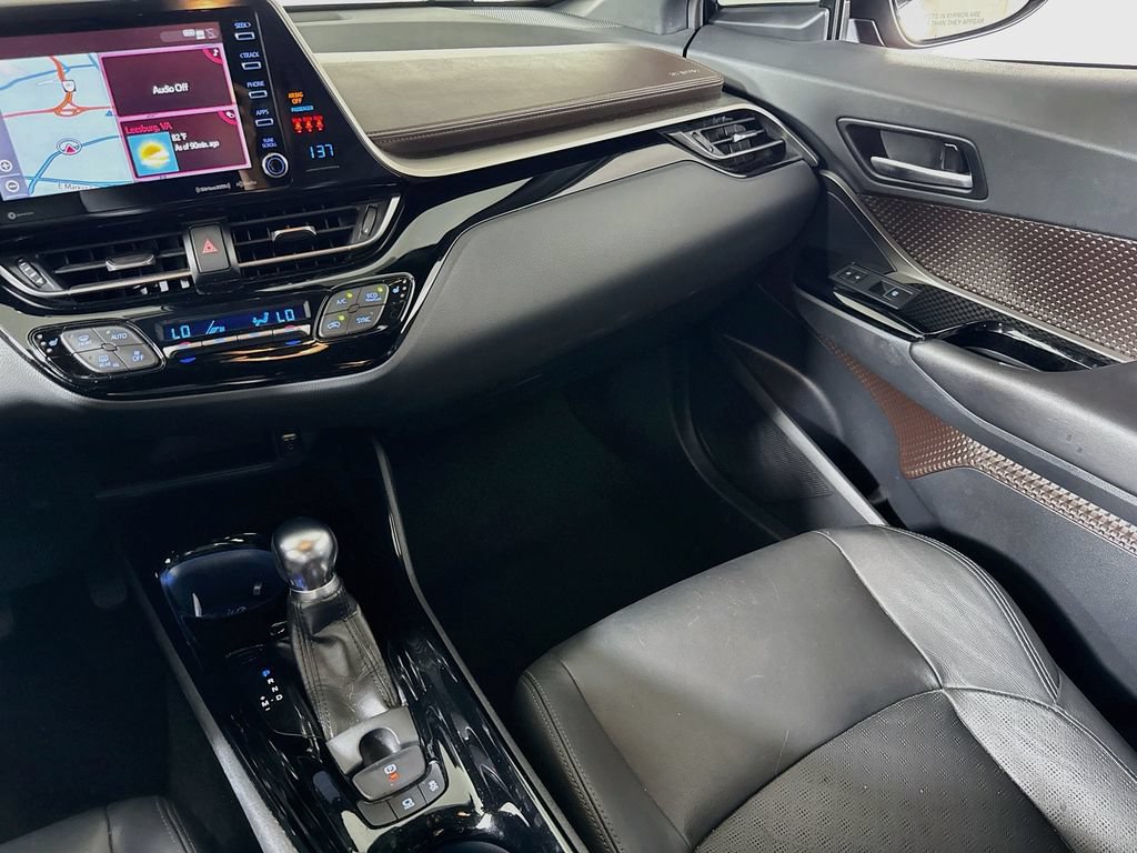 Used 2019 Toyota C-HR Limited FWD image 23