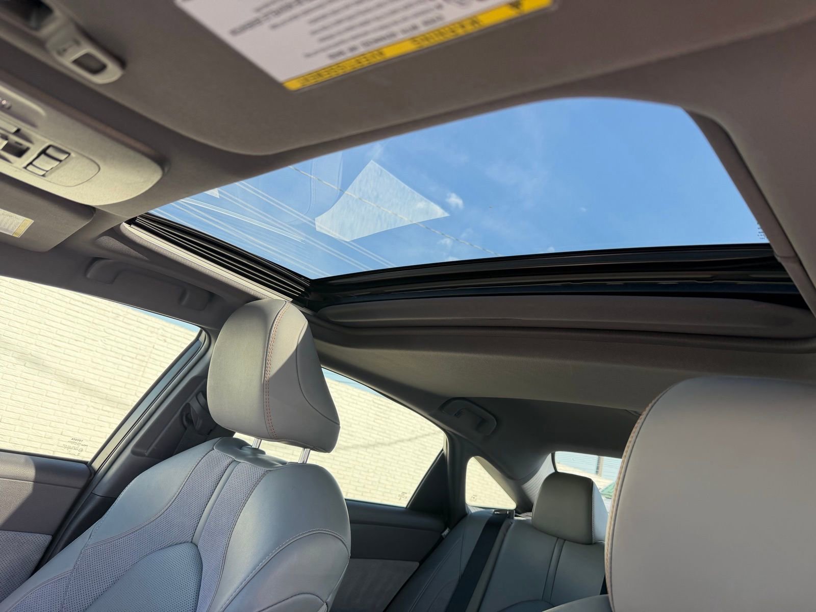 Used 2019 Toyota Avalon XSE FWD image 26