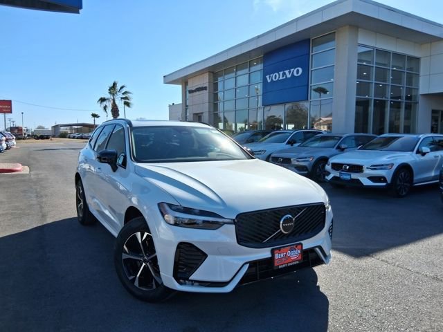 New 2026 Volvo XC60 B5 Core AWD/4WD image 1