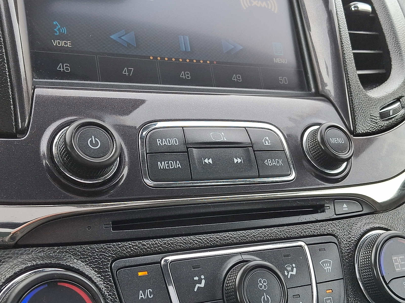 Used 2014 Chevrolet Impala LT w/ Premium Seating Package image 15