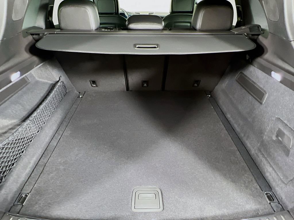 New 2026 Porsche Cayenne image 28