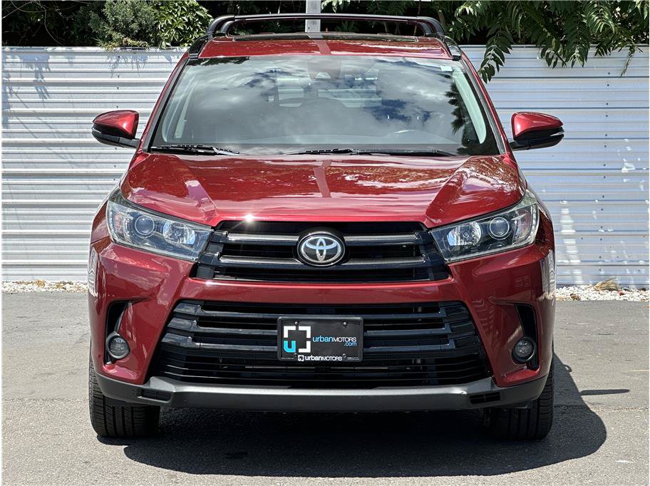 Used 2019 Toyota Highlander SE AWD/4WD image 7
