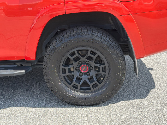 Used 2024 Toyota 4Runner TRD Off-Road Premium w/ Moonroof Package AWD/4WD image 21