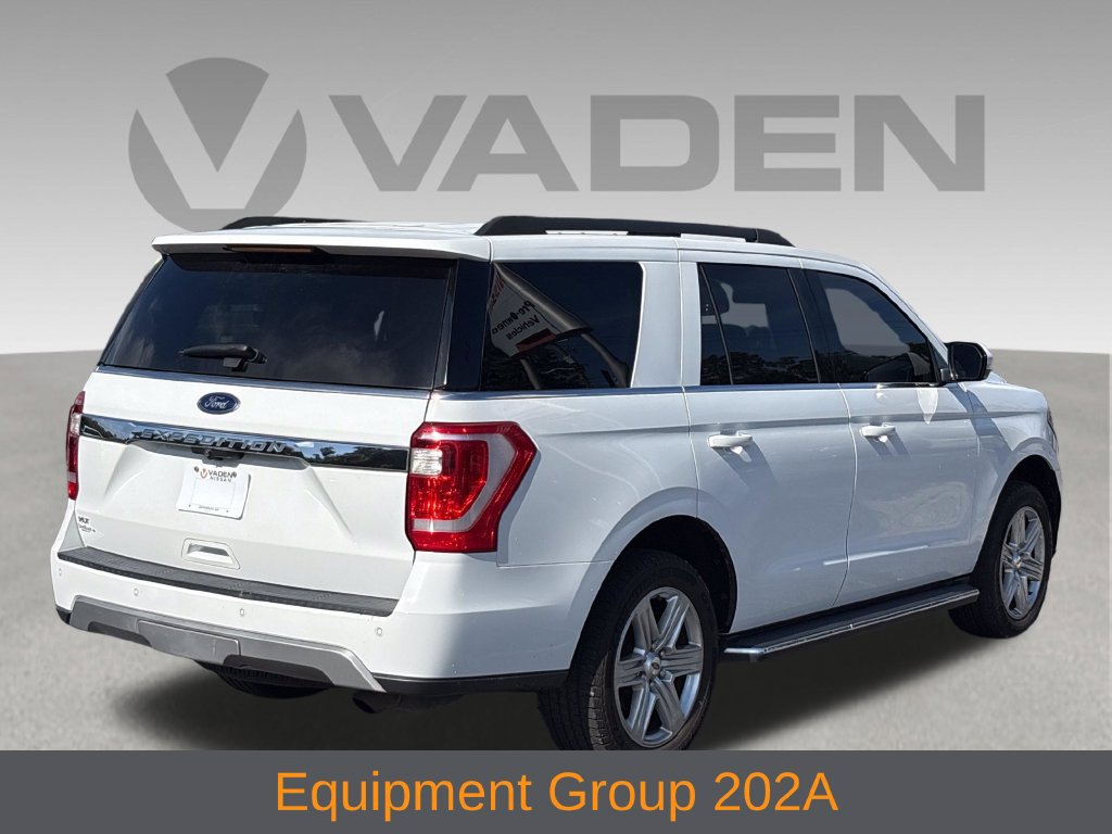 Used 2019 Ford Expedition XLT w/ Equipment Group 202A AWD/4WD image 17