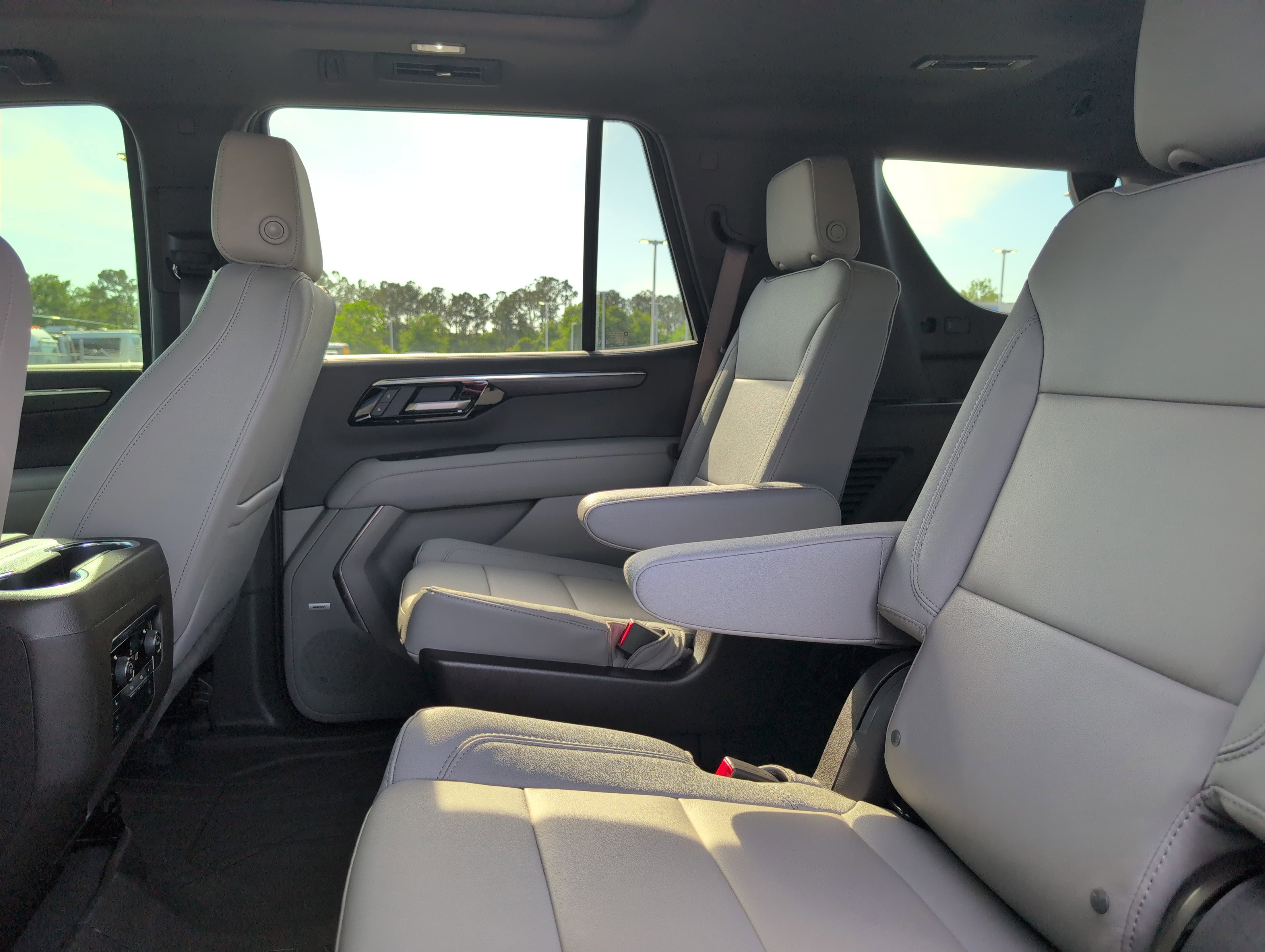 Certified 2026 Chevrolet Tahoe Z71 w/ Comfort Package image 34