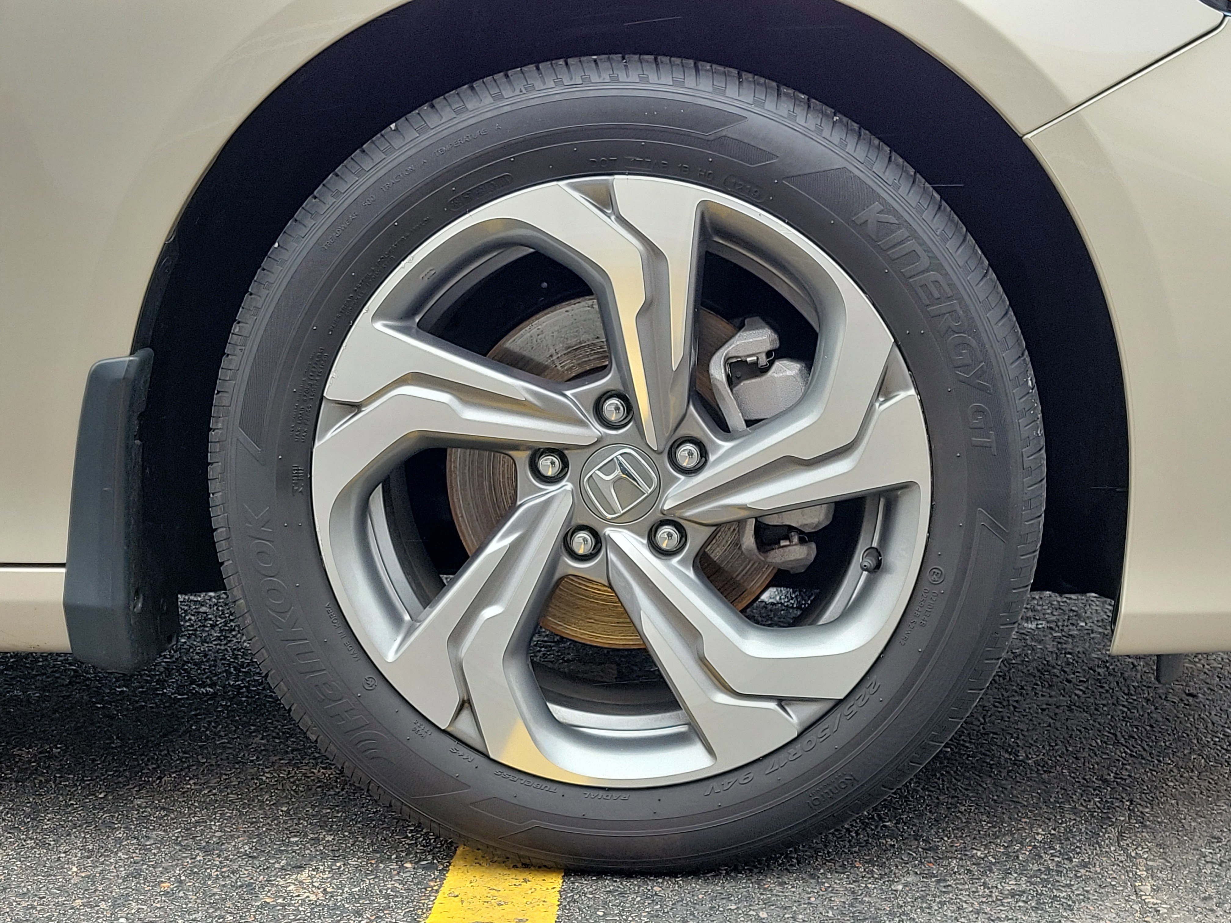 Used 2019 Honda Accord EX-L image 5