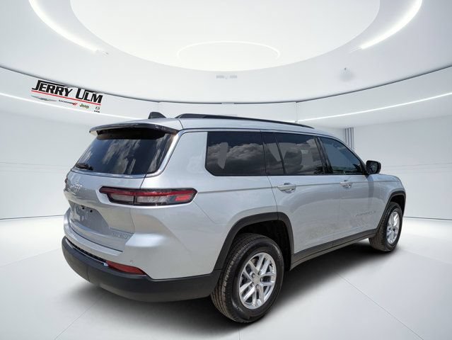 New 2026 Jeep Grand Cherokee L 2WD image 3