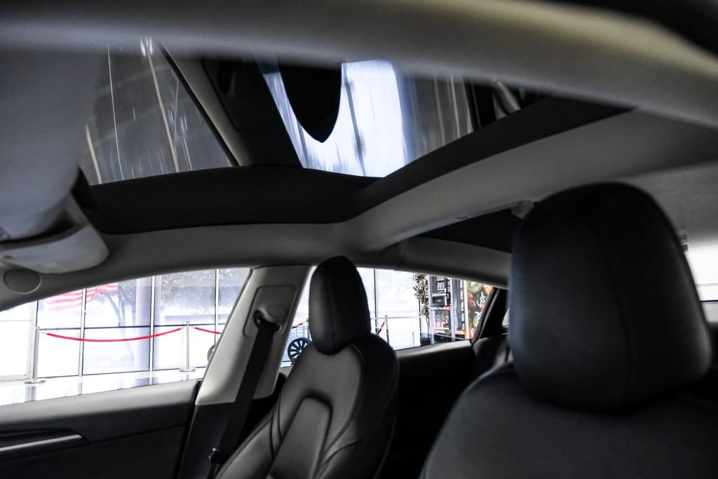 Used 2023 Tesla Model 3 Long Range AWD/4WD image 5