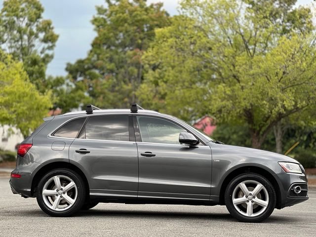 Used 2017 Audi Q5 2.0T Premium Plus w/ Technology Package AWD/4WD image 4
