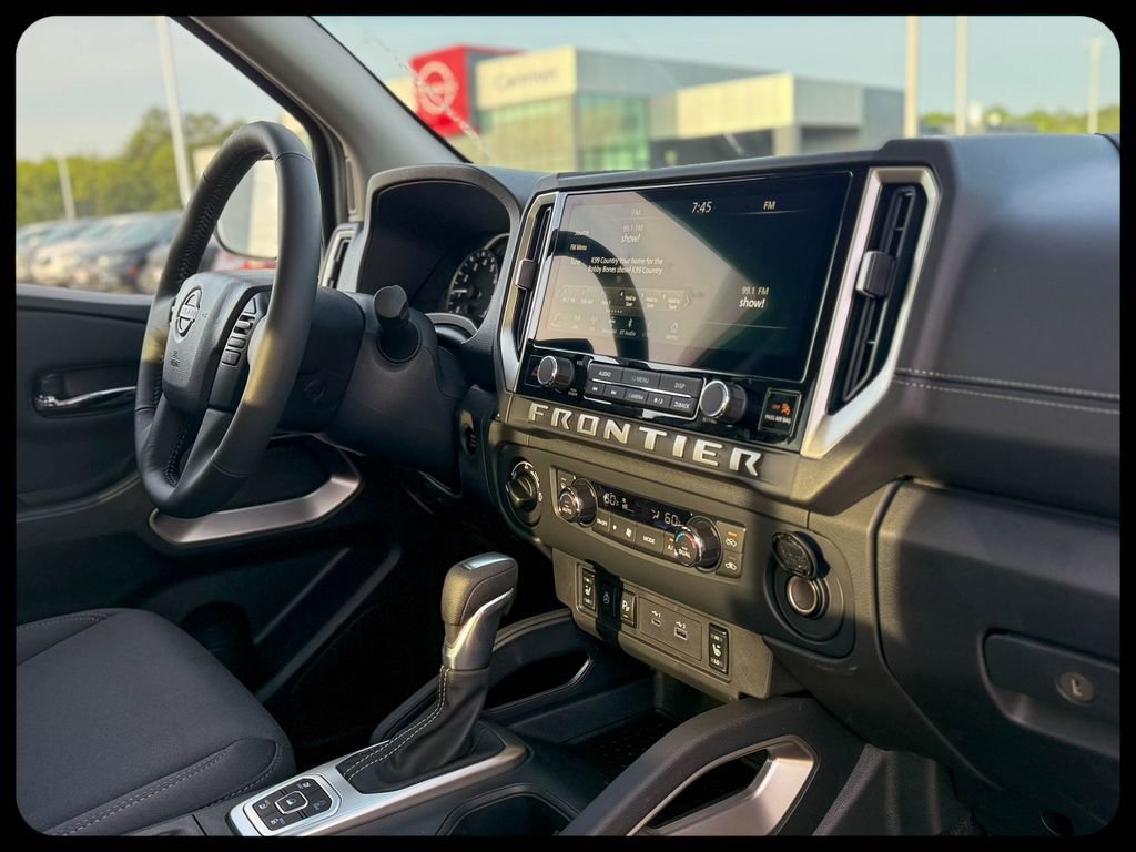 New 2026 Nissan Frontier SV AWD/4WD image 12