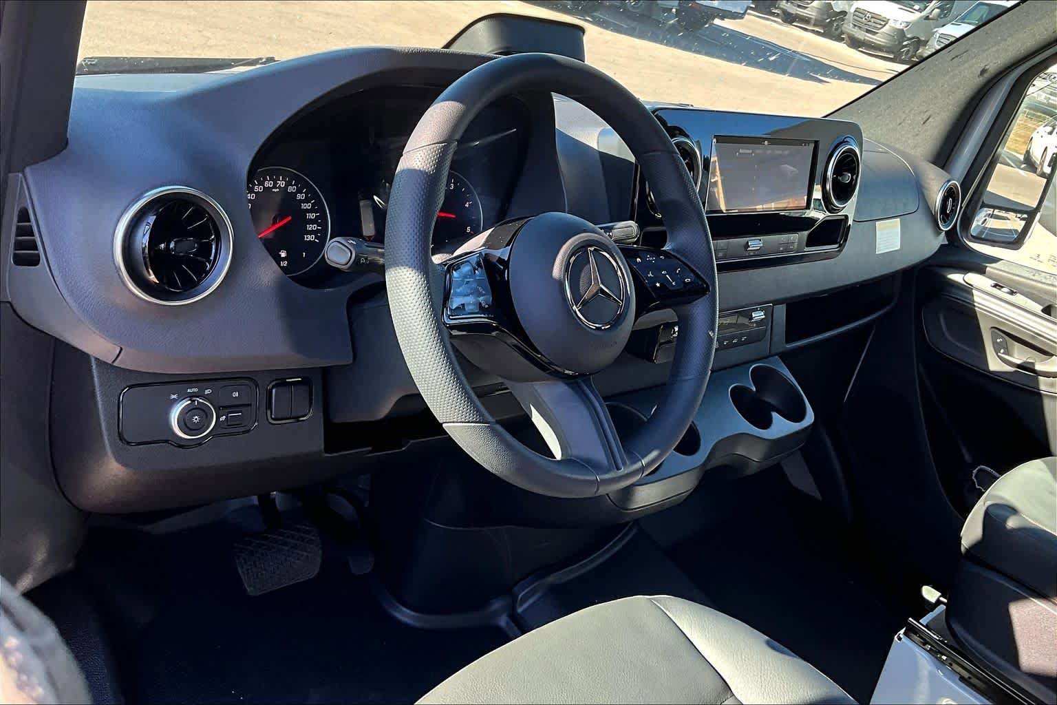 New 2026 Mercedes-Benz Sprinter 2500 image 8