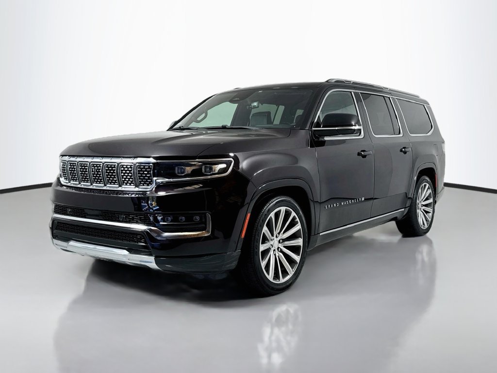 Used 2023 Jeep Grand Wagoneer L Series II AWD/4WD image 2