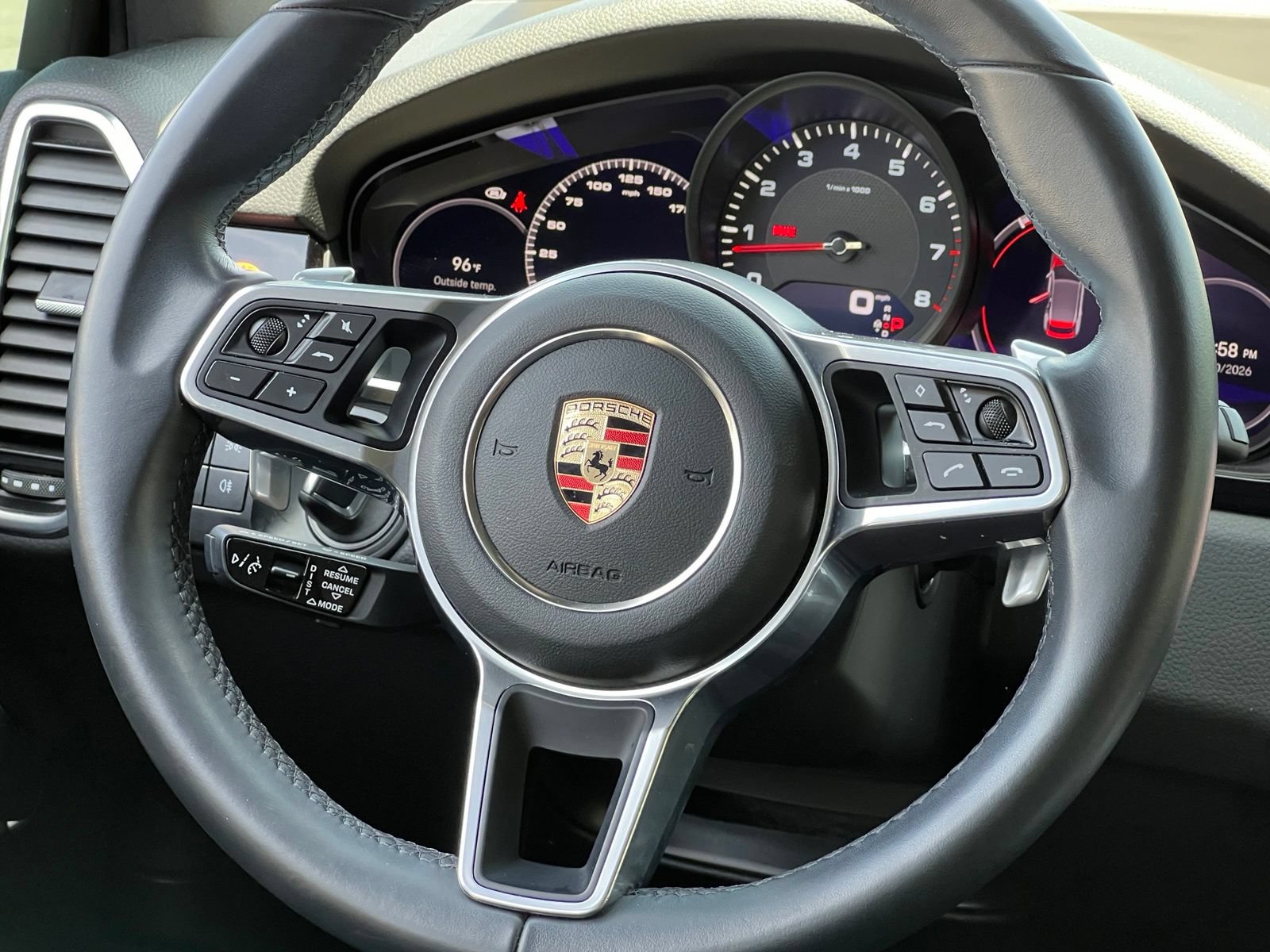 Certified 2022 Porsche Cayenne Platinum Edition AWD/4WD image 24