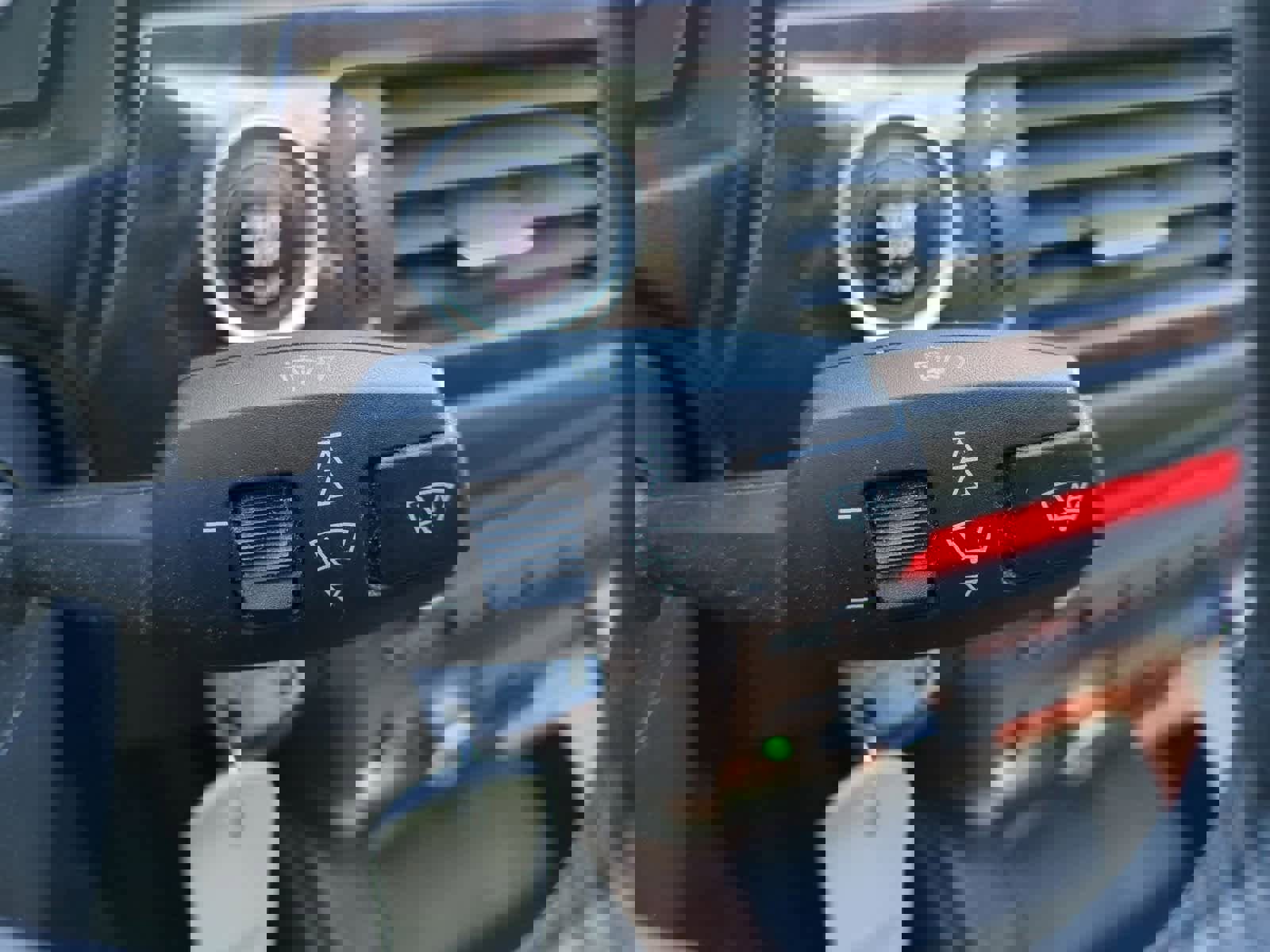 Used 2010 BMW 328i xDrive Sedan image 26