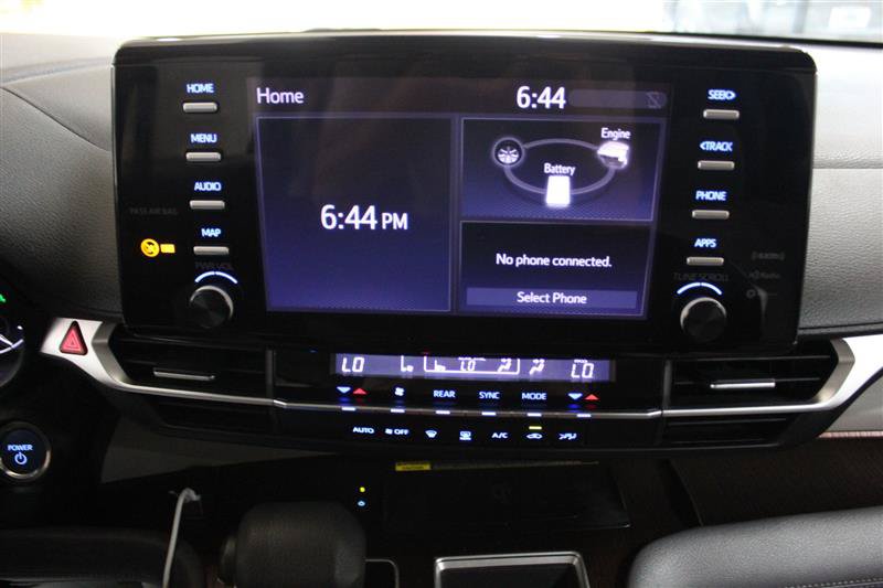 Used 2023 Toyota Sienna LE w/ LE Plus Package FWD image 20