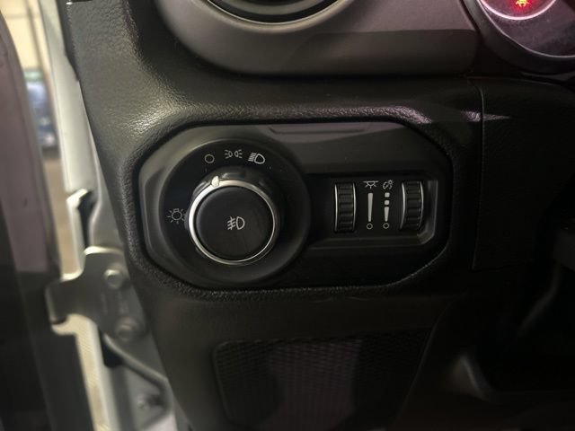 Used 2022 Jeep Wrangler Unlimited Sport AWD/4WD image 15