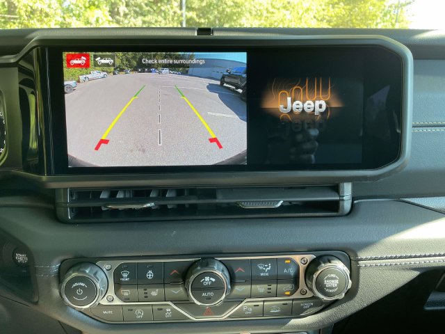 New 2027 Jeep Wrangler Unlimited Sahara AWD/4WD image 28