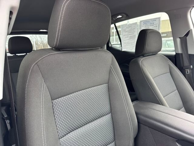 Used 2024 GMC Terrain SLE image 22