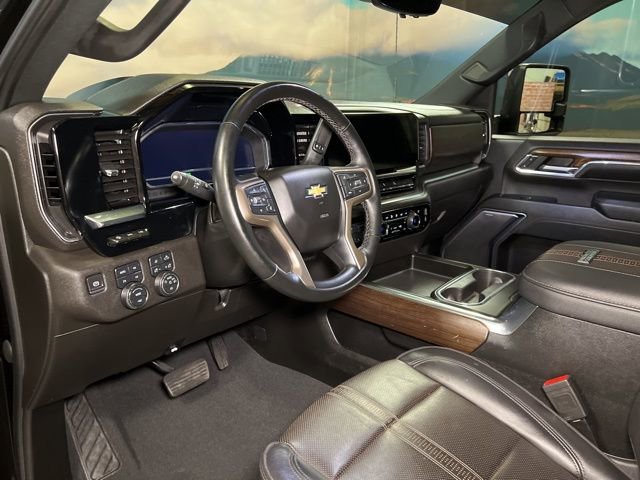 Used 2024 Chevrolet Silverado 3500 High Country w/ High Country Premium Package image 35