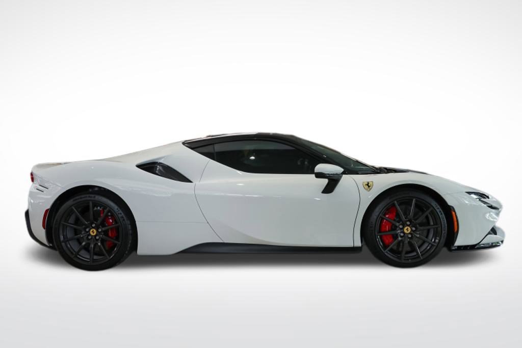 Used 2023 Ferrari SF90 Stradale image 6