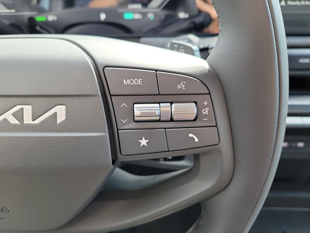 New 2027 Kia EV3 Wind FWD image 26