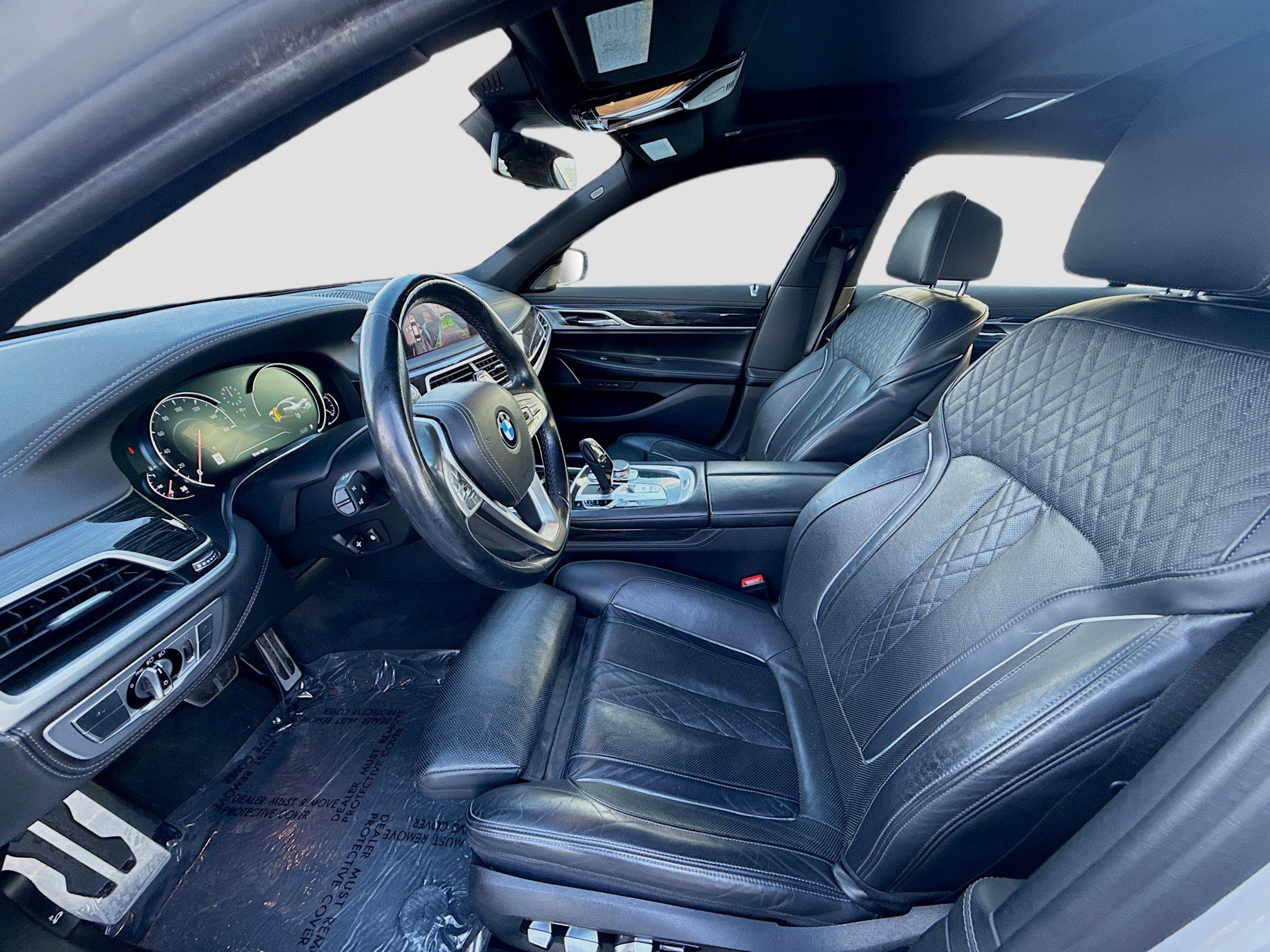 Used 2019 BMW 750i w/ M Sport Package image 18