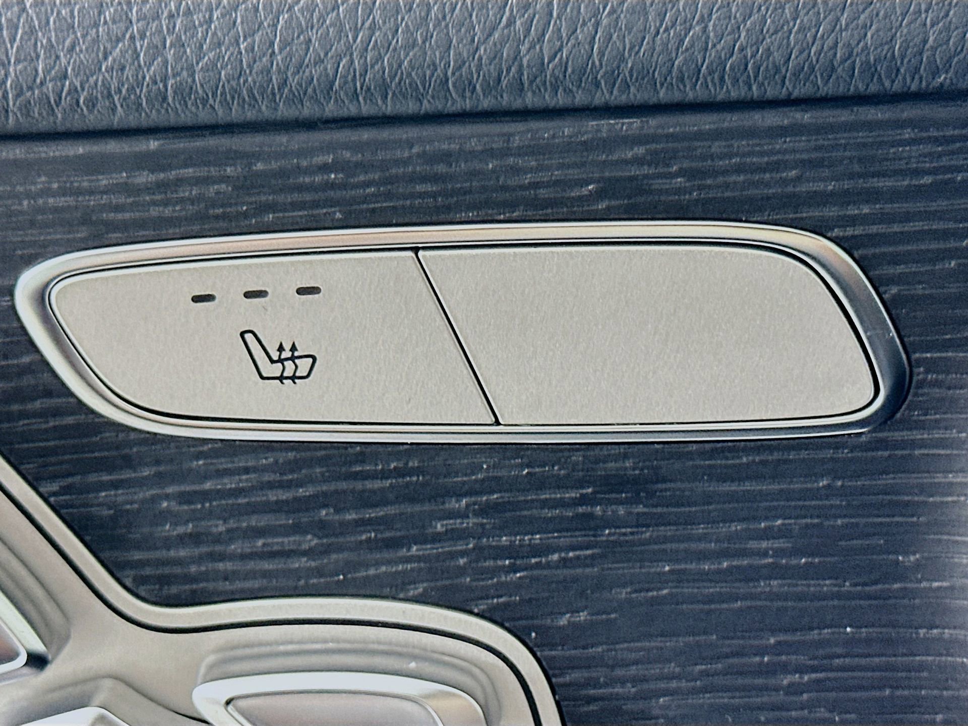 Certified 2021 Mercedes-Benz GLC 300 4MATIC image 21