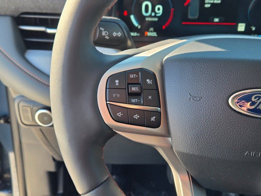 New 2026 Ford Explorer Active w/ Active Comfort Package image 32