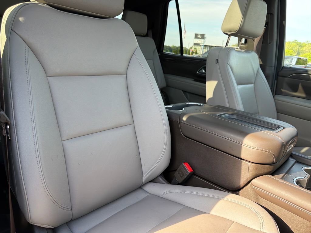 Used 2024 Chevrolet Tahoe Z71 w/ Luxury Package image 60