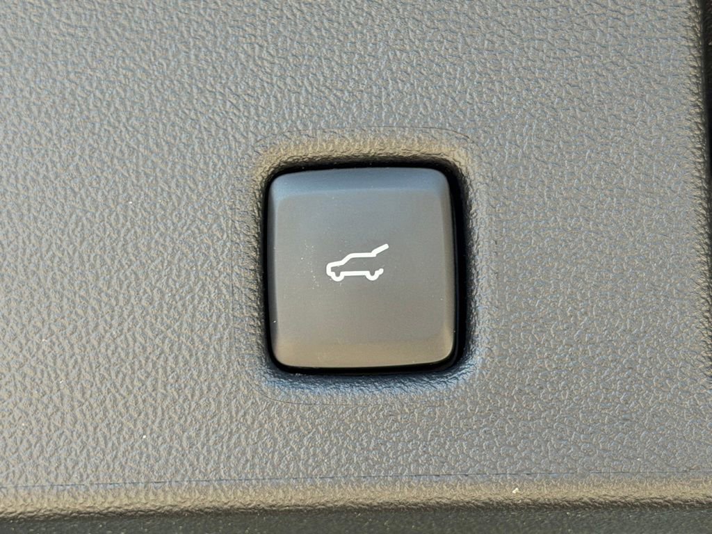 New 2025 Ford Escape Active FWD image 17