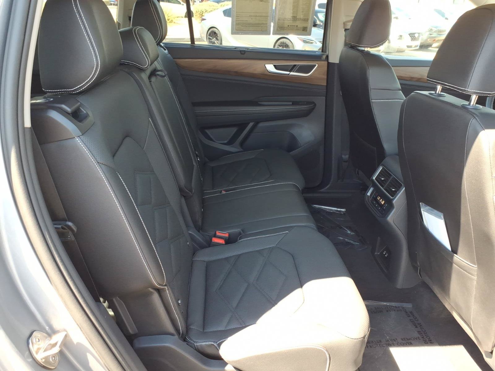 Certified 2026 Volkswagen Atlas SE w/ Panoramic Sunroof Package FWD image 14