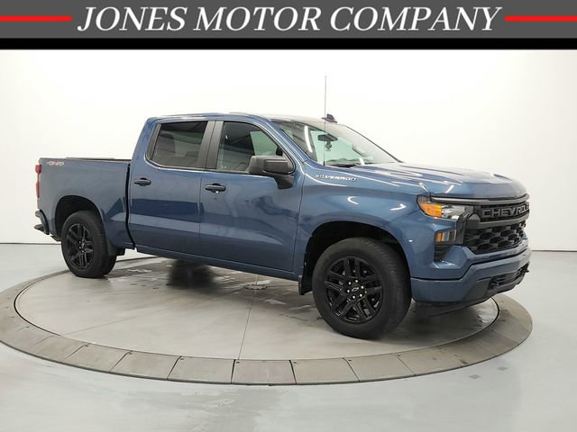 Used 2024 Chevrolet Silverado 1500 Custom AWD/4WD image 1