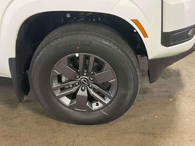 New 2026 Nissan Frontier SV w/ Tow Package AWD/4WD image 8