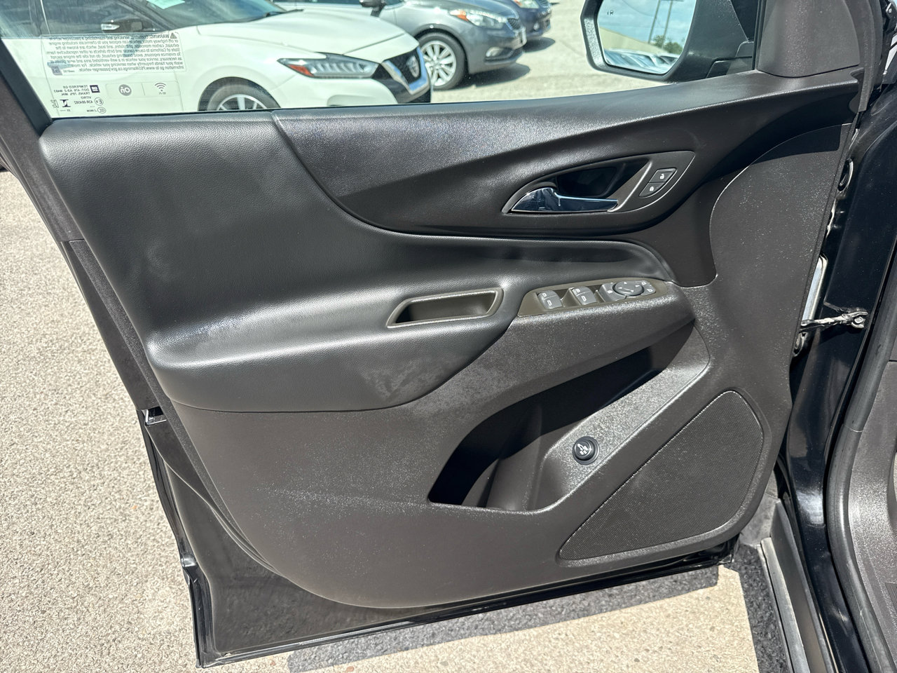 Used 2024 Chevrolet Equinox LT FWD image 14